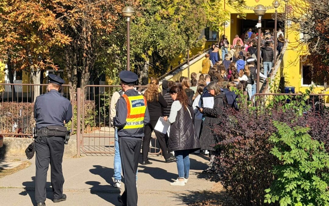 FRISSÍTVE!!! – Véget ért a bombariadó  a Németh László iskolában